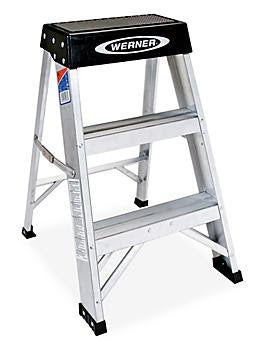 Aluminum Step Ladder - 2'