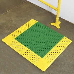 EYEWASH STATION MAT